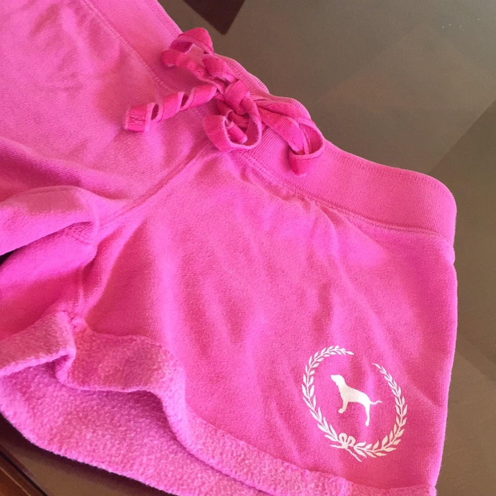 PINK Victoria’s Secret Sweatpants Shorts!💕